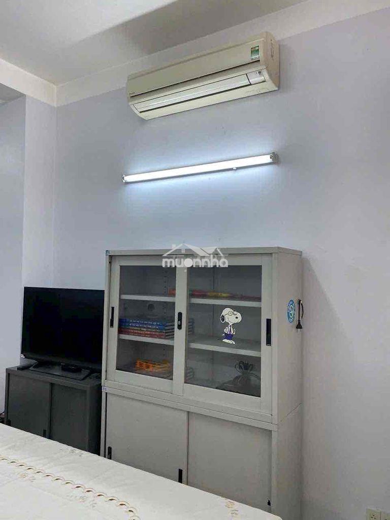 Cho thuê nhà mặt tiền nguyễn biểu, sầm uất, 4x18, có sân để xe - 2