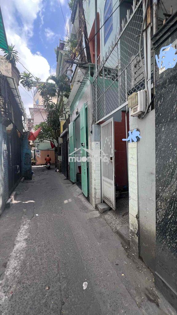Chính chủ căn  dtsd  70 m2 / 2 tầng 3 tỷ nhỉnh.  nt hàng xa