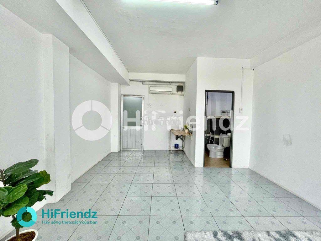 Siêu phẩm cực rộng có cửa sổ trời full nội thất ngay kinh dương vương - 4