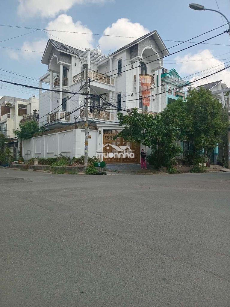 Bán biệt thự 2 mặt tiền. bình hưng, 168m2, nội thất cao cấp, 15,6 tỷ.