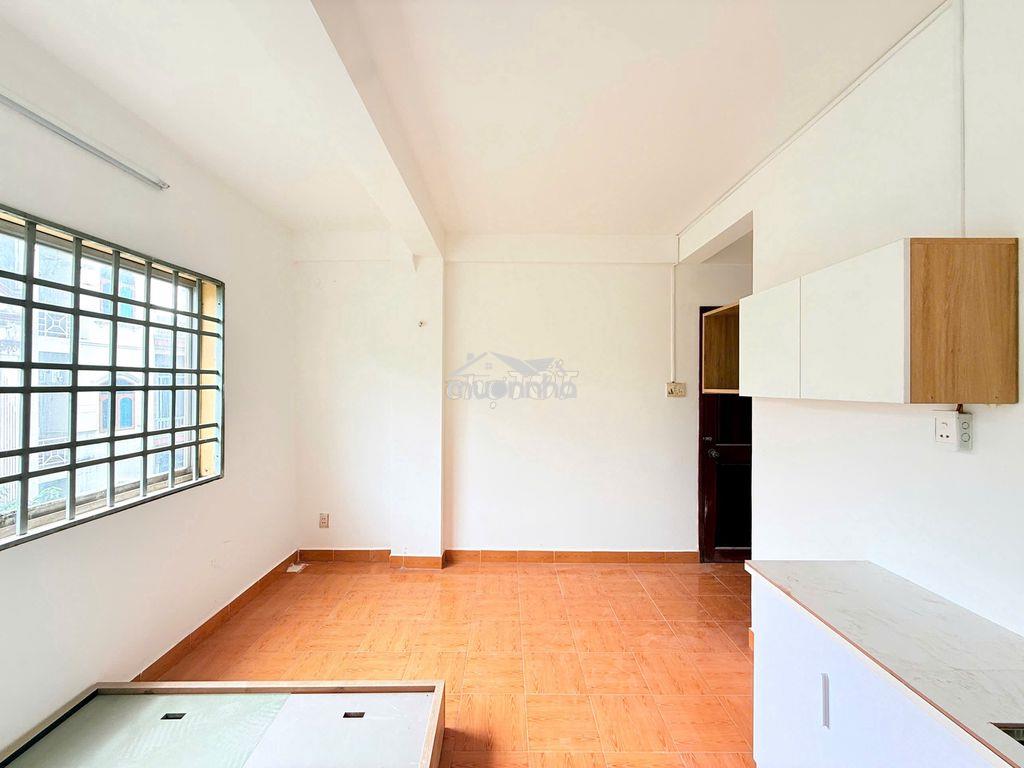 Phòng studio cực tháng gần đh huflit ngay bà điểm - 3