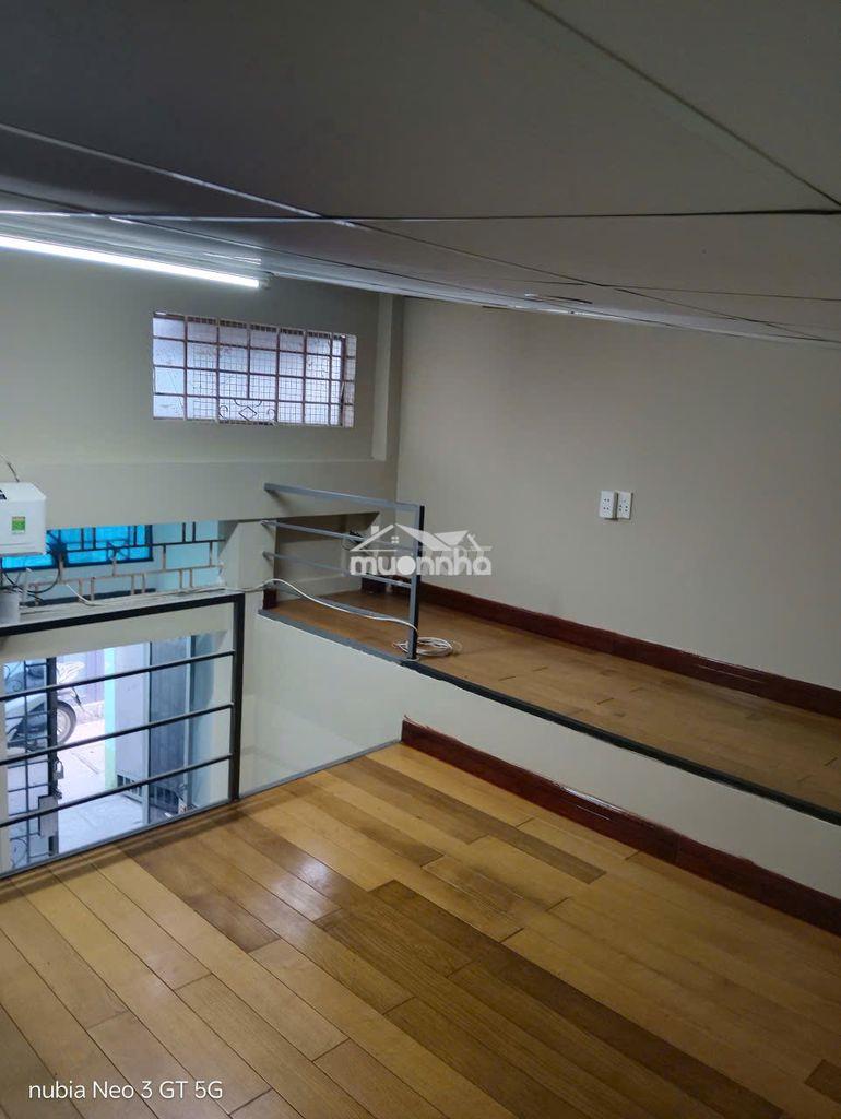 Siêu phẩm 1 trệt 1 lầu ngay chợ bà chiểu - 45m2 -sân vườn 8m trước nhà - 3