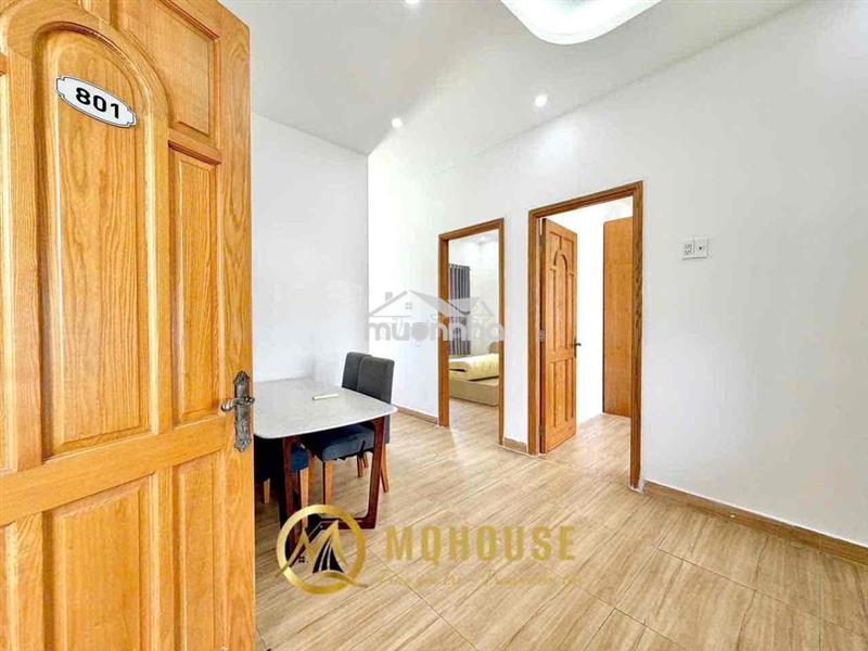 Căn hộ 2 phòng ngủ full nội thất cửa sổ đường trần hưng đạo quận 5