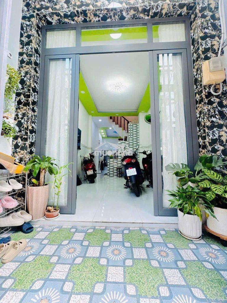 Nhà đẹp 2 lầu hẻm ba gác  - 2