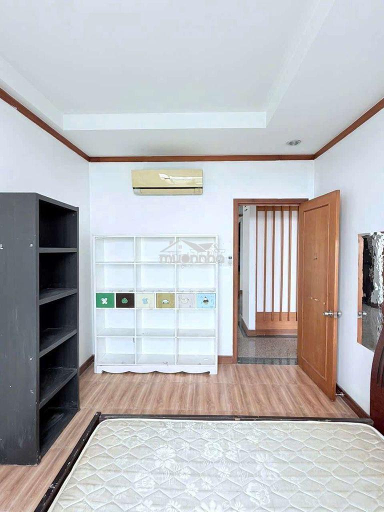Cho thuê căn hộ 3pn 2wc 129m2 siêu rộng chung cư phú hoàng anh - 4