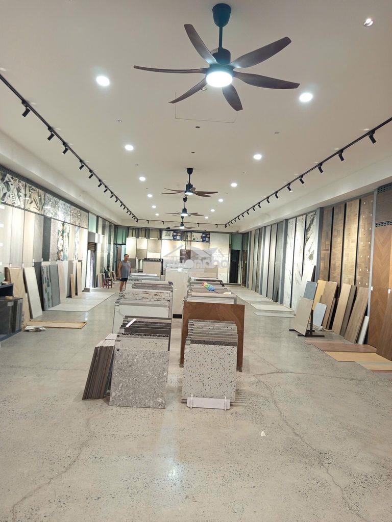 Cho thuê mặt bằng kho xưởng 300m2 phường vĩnh pú tp thuận an