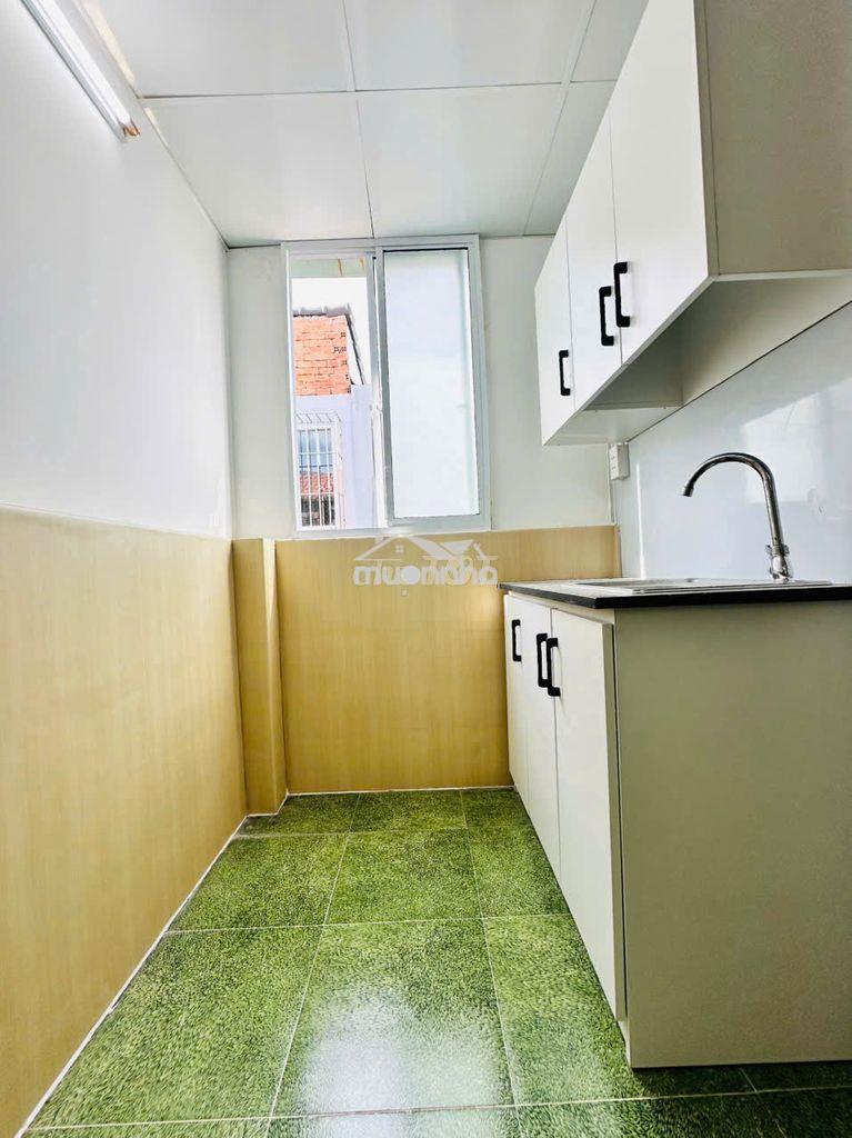 Phòng tách bếp quận 7 - 4tr3 - 4