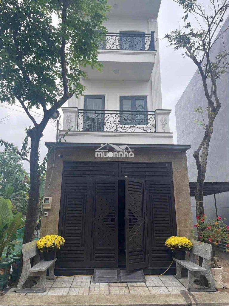 Bán nhà đẹp - cạnh kđt vinhomes - 4 pn 4 wc