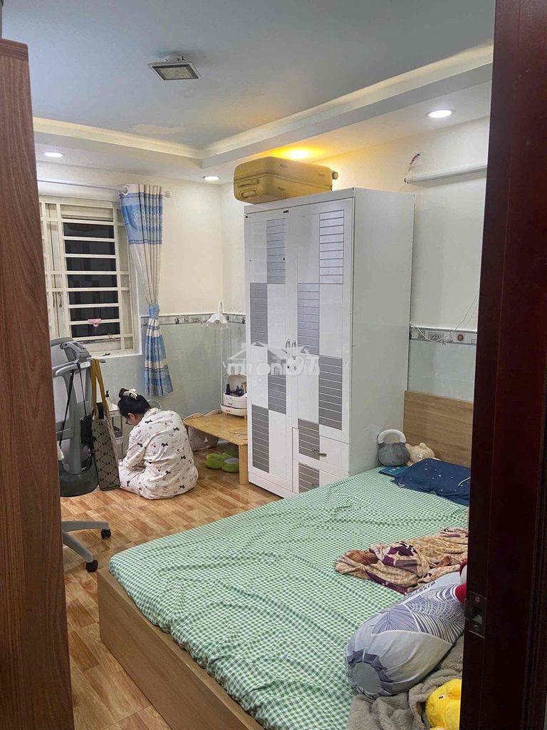 Tìm nữ ở ghép nhà nguyên căn 2 phòng ngủ, nhà tổng 5 người