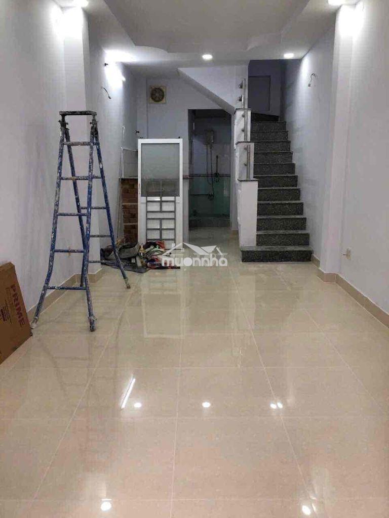 Cho thuê nhà đúc kiên cố đường phạm thế hiển p5q8