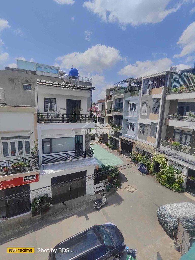 Nhà gần chung cư 4s