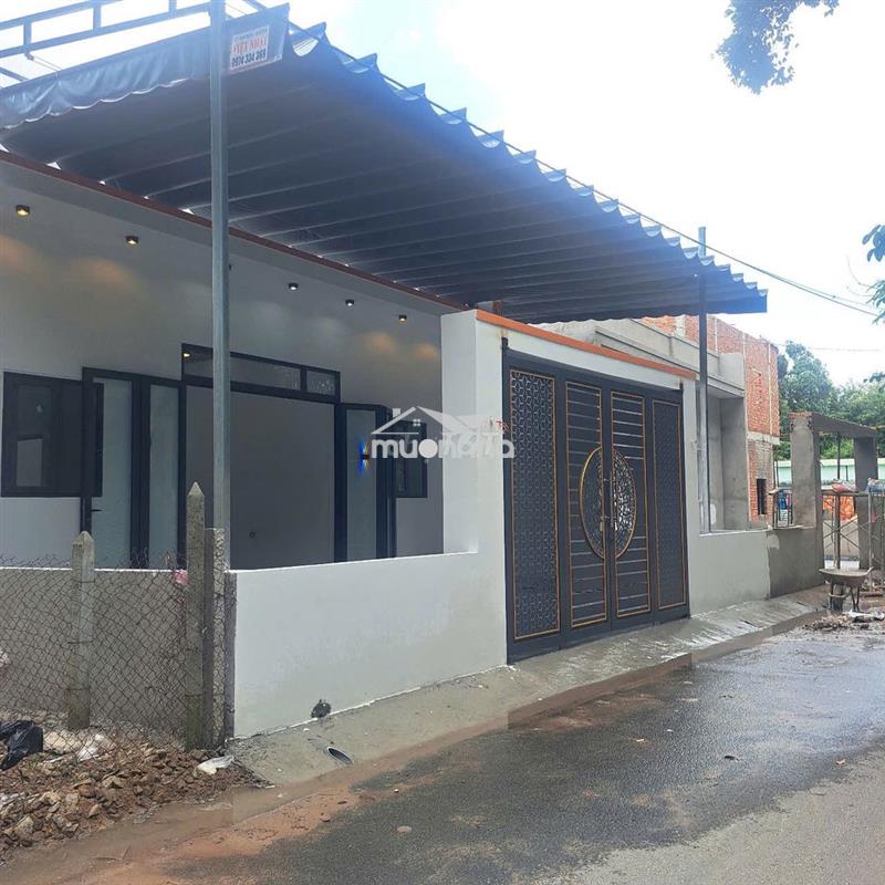 Bán nhà mới 100% ngay trường học cấp 1 thới hòa
