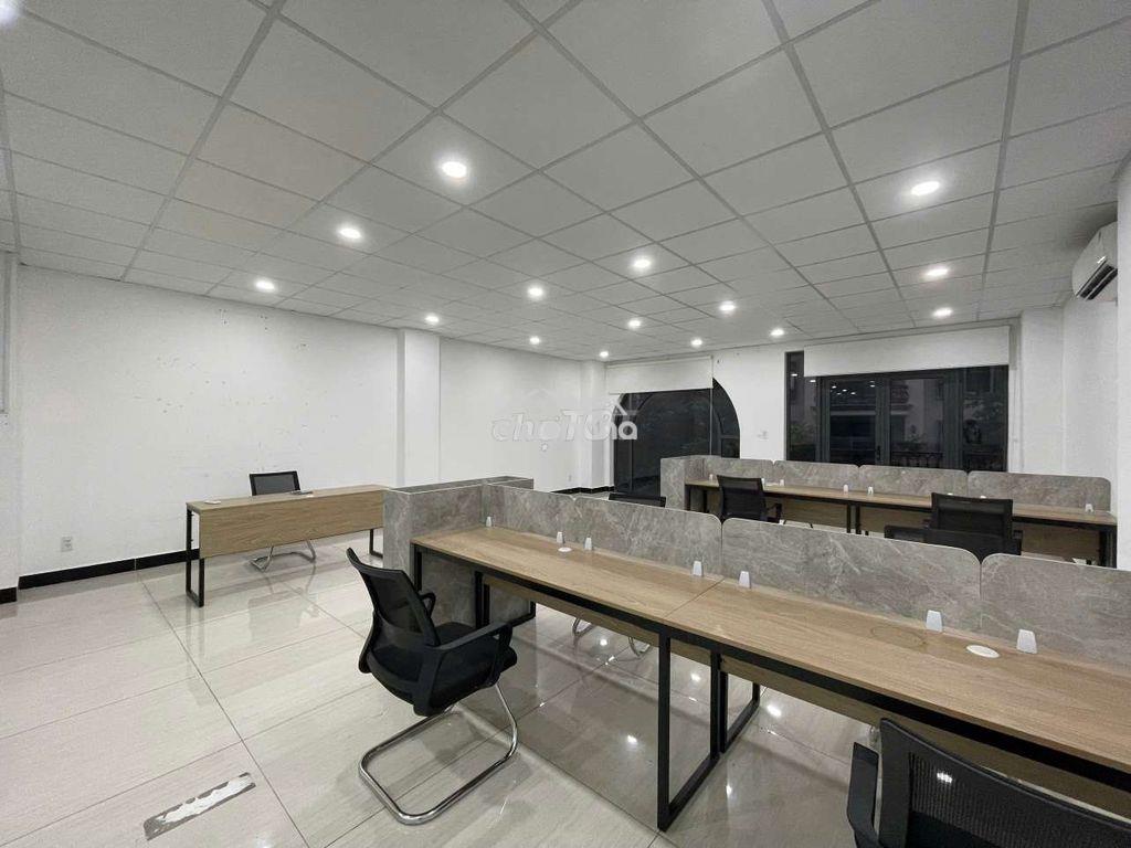 Nguyên tầng văn phòng 100m2 full nội thất, thang máy, máy lạnh đầy đủ - 3