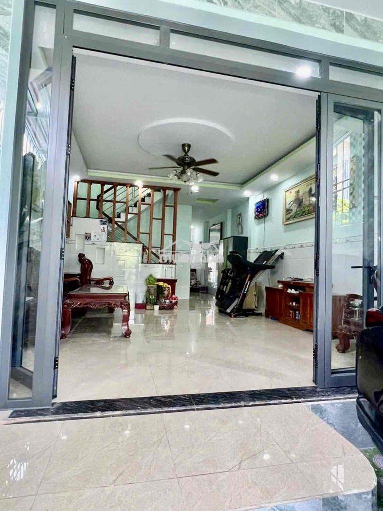 Cho thuê nhà dt 5x23m 1trệt 1lầu 3pn 3wc sân ôtô 7 chổ đường thông tải - 2