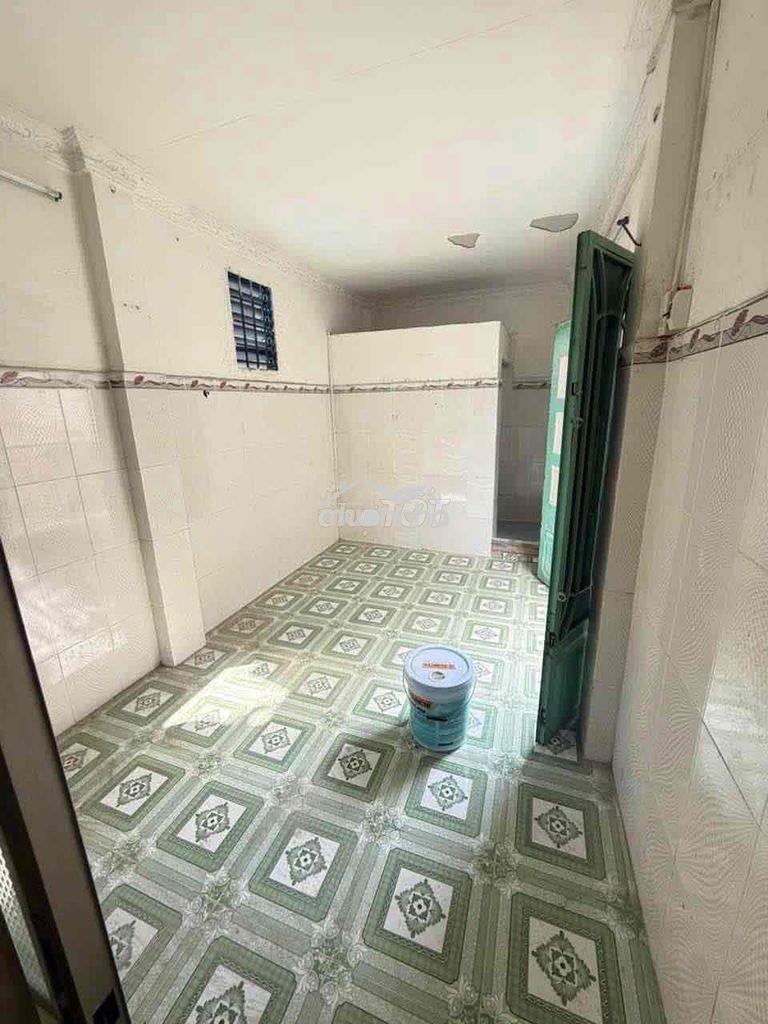 Cho thuê nhà trệt lầu hẻm đường 22, phước long, quận 9