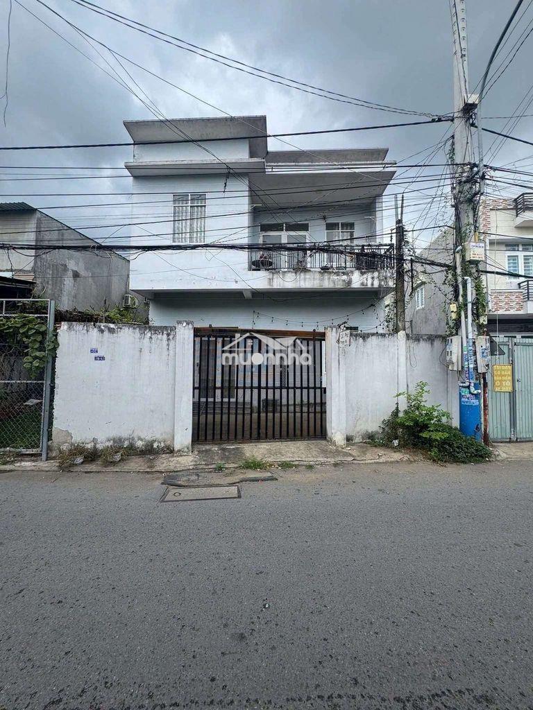 Nhà lầu gần bệnh viện dĩ an thích hợp làm văn phong kinh doanh