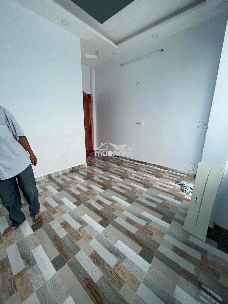 Cho thuê nhà đẹp hẻm ô tô có 2 máy lạnh nhà mới - 4