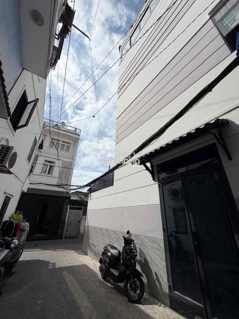 Nhà góc 2 mặt tiền hẻm xe hơi đậu trước cửa , ngay chợ gò vấp - 4
