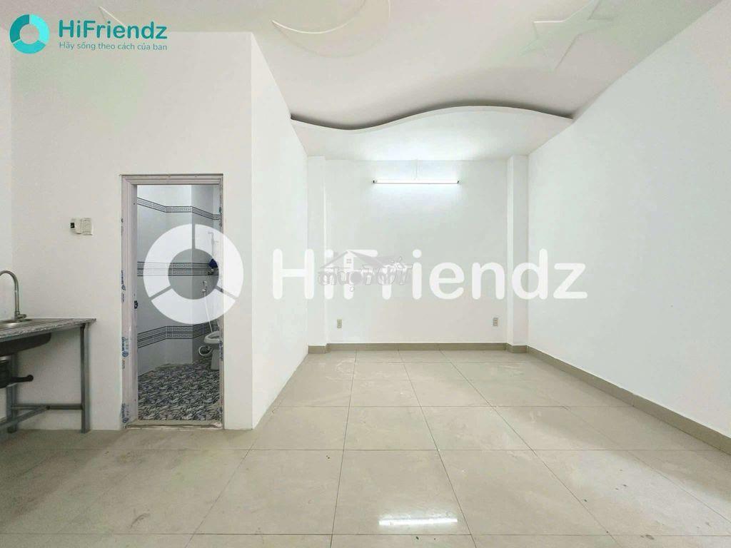 Phòng studio giá rẻ cửa sổ - đi bộ qua vhu - sẵn máy lạnh - hỗ trợ cọc - 3