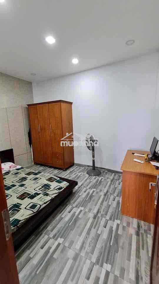 Cho thuê nhà 2 lầu 3pn có máy lạnh sân để xe hơi - 3