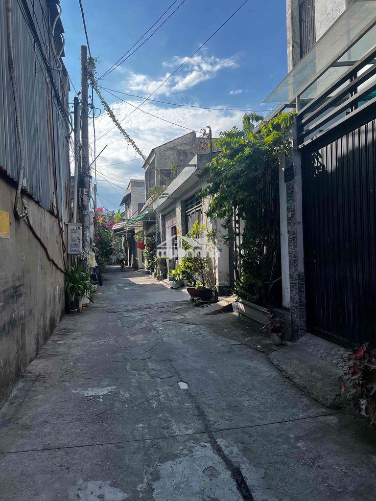 Cho thuê nhà hẻm song hành gần cầu tl. 4,5m x 18m. lửng. giá 6tr - 3