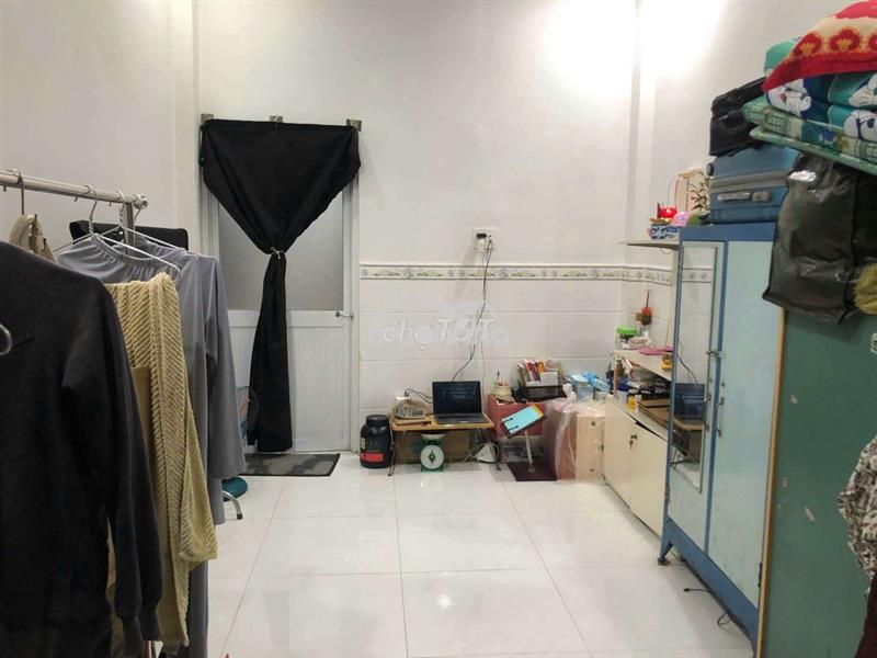 Cho thuê phòng mini phòng dưới trệt.đường nguyễn tất thành. p18.q4