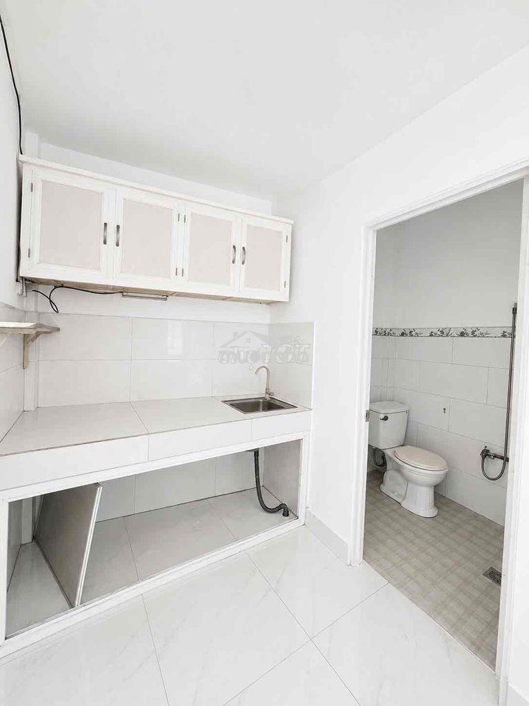 Cho thuê nhà nguyên căn dt 3x6 1trệt 1lầu 2pn 1wc gần cầu ông đụng - 2