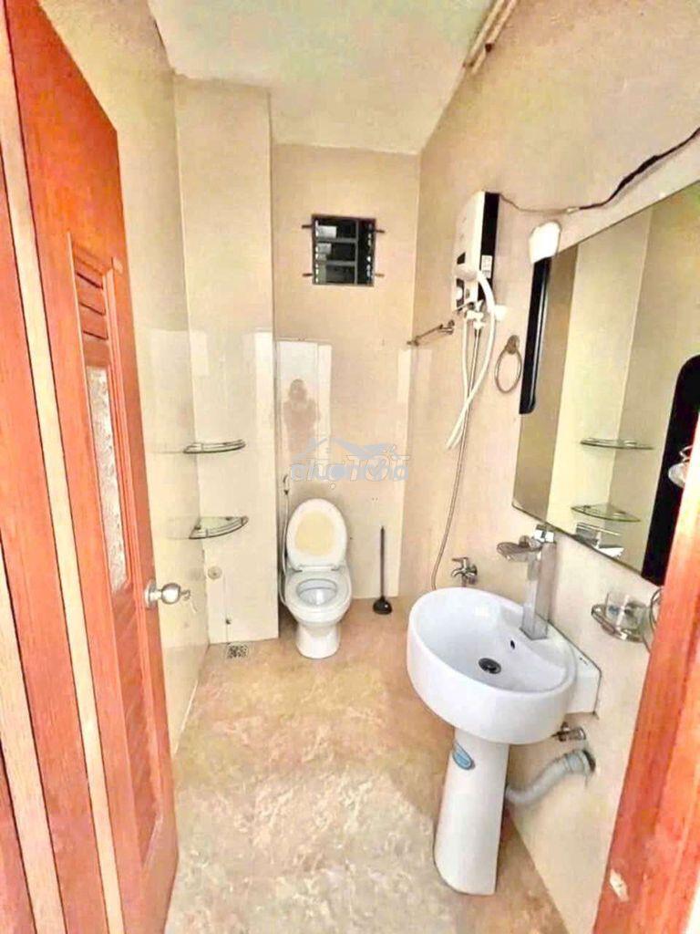 🍀Nhà 4pn.4wc sát tân hòa đông...12 triệu - 4