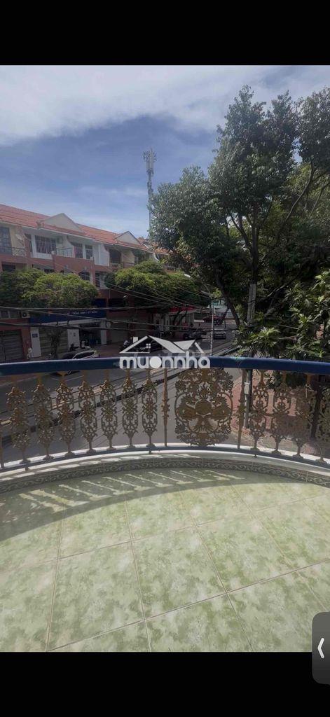 Cho thuê nhà nguyên căn 2 mặt tiền đường lớn - 3