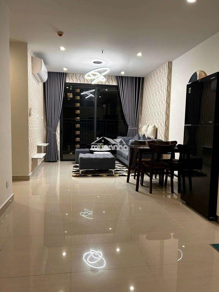 Cho thuê 3pn 10tr full nội thất vinhomes grand park q9