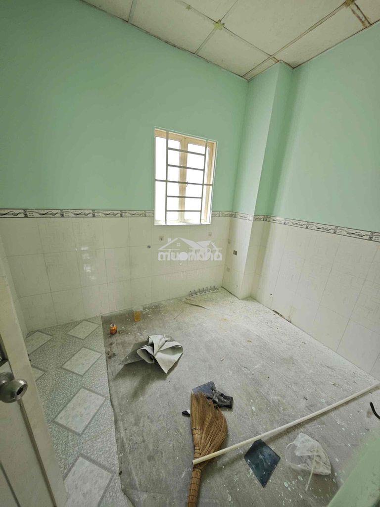 Cho thuê nhà- 2 lầu- 3pn+ 2wc- hẻm xe hơi- nvl,q6- 7tr - 4