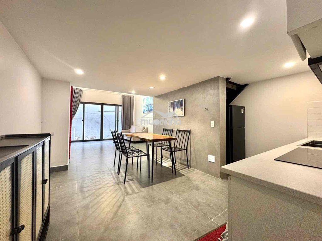 Duplex 1 phòng ngủ – trần cao không chạm đầu - 2