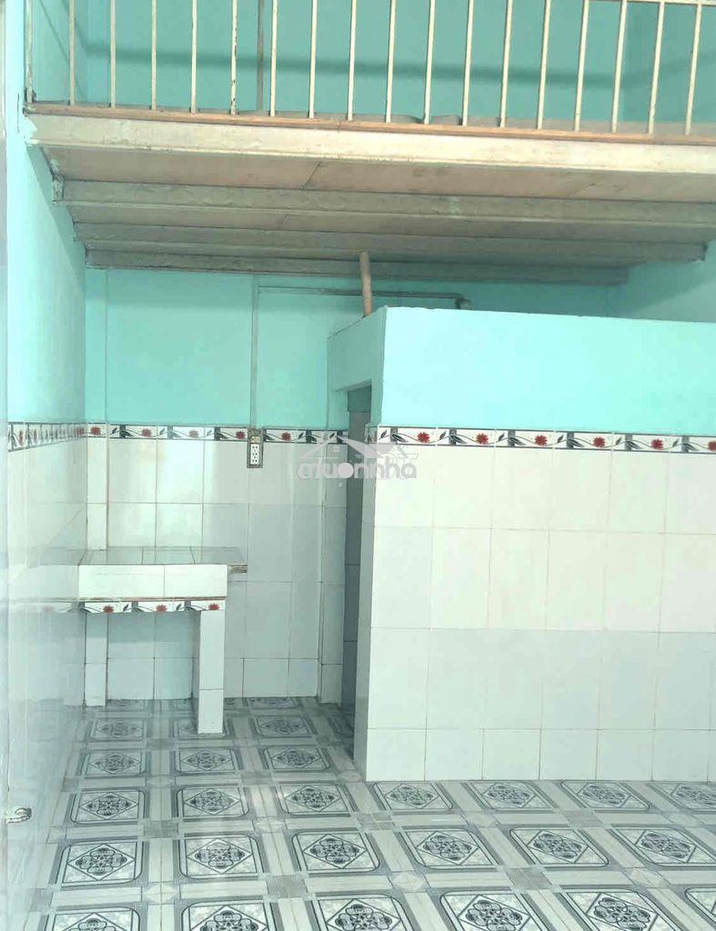 Cho thuê phòng trọ có gác 12m2 đường hậu lân 2 - 3