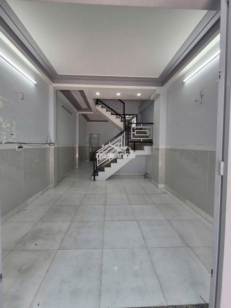 Cho thuê nhà hẻm xe 🚗 đường lê trọng tấn : 4 x 15 m đúc 1 lầu đẹp:2 pn - 2