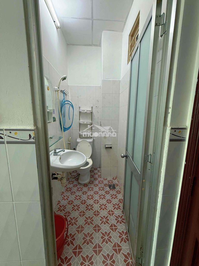 Phòng trung tâm quận 10 full nội thất giờ tự do - 3