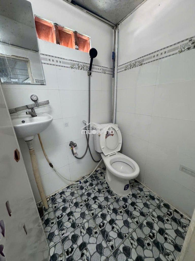 Bán nhà 4 tầng 3pn hẻm 3m bãi sậy quận 6 gần chợ bình tiên shr 2,65 tỷ