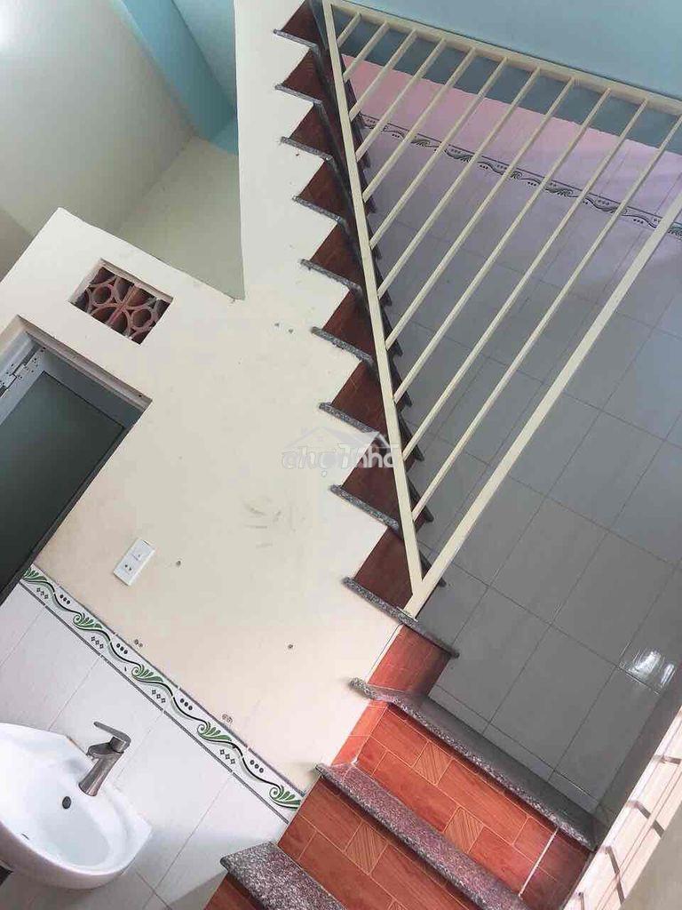 C/thuê nhà mini nguên căn hẻm ôtôcó chổ đậu xe ôtô trước nhà có nước - 3