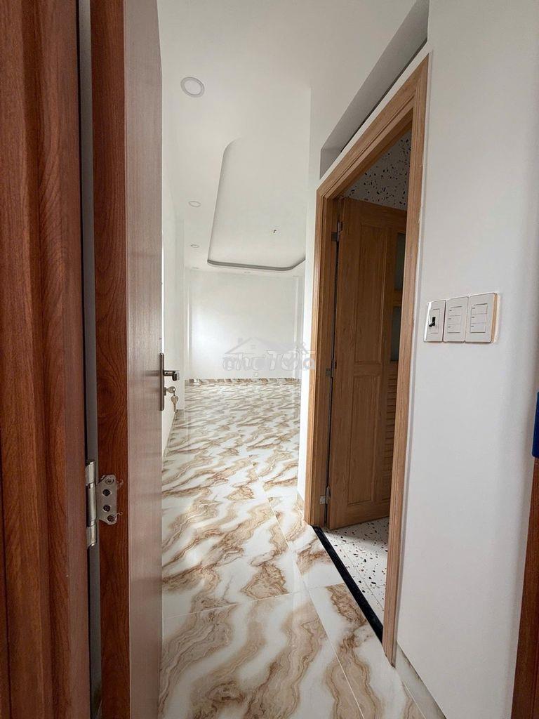 Nhà xây mới 100% giáp quận tân phú - 3 phòng ngủ - 4m x 18m - giá rẻ- - 4