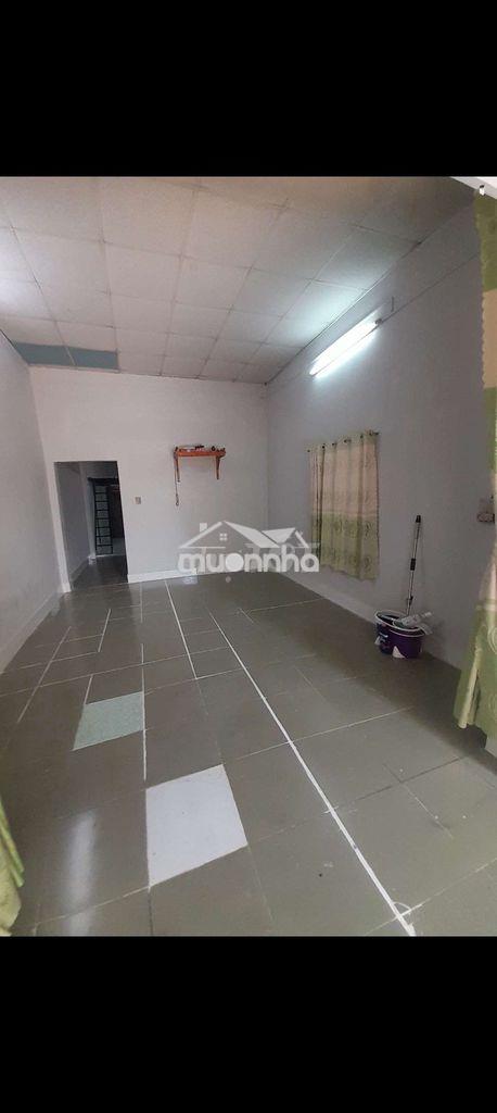 Nhà sạch sẽ dt sd 90m²,nhà c4,gác lửng 2pn ,1 wc ,sân rộng thoáng - 2
