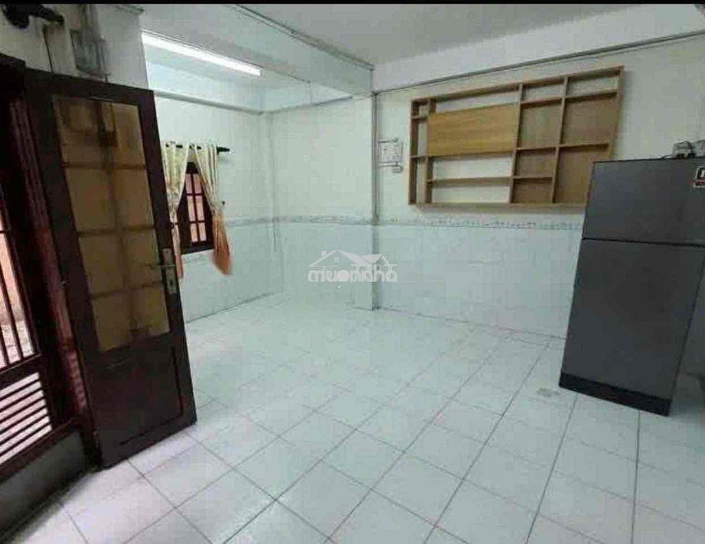 Nhà-nc-2pn-2wc-gia-8tr-phan đinh phùng-p1-q-phú nhuận - 3