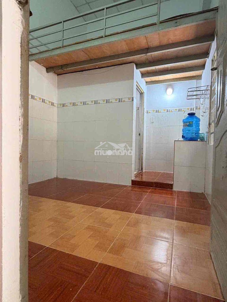 Phòng trọ 2.7tr/1phong hẻm lê văn việt ltmy q9 - 3