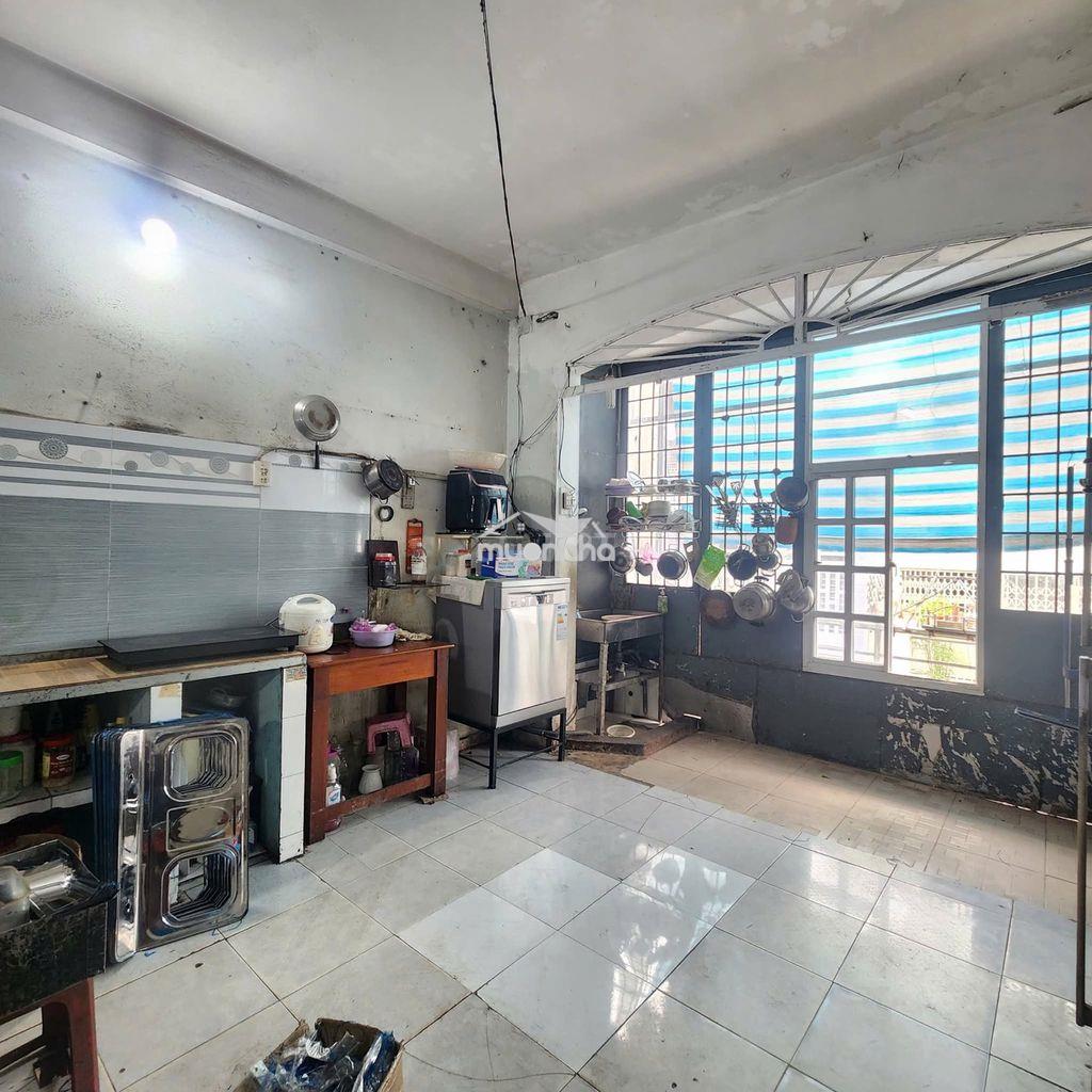 Cho thuê nhà tầng 1 & 2 276/mã lò, 8 x 17m, 3pn2wc, hẻm xe tải 8m - 3