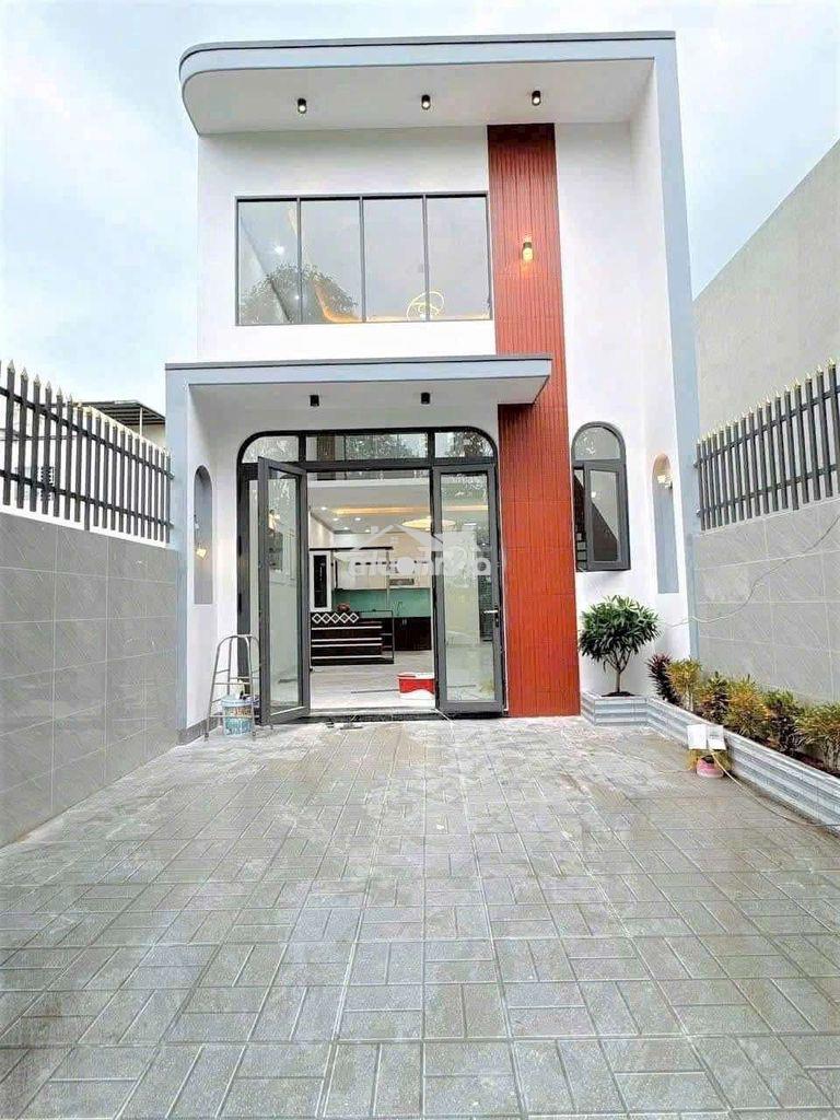 Cần bán nhà 3pn gác lững, sổ hồng riêng, ở chợ thạnh phú.