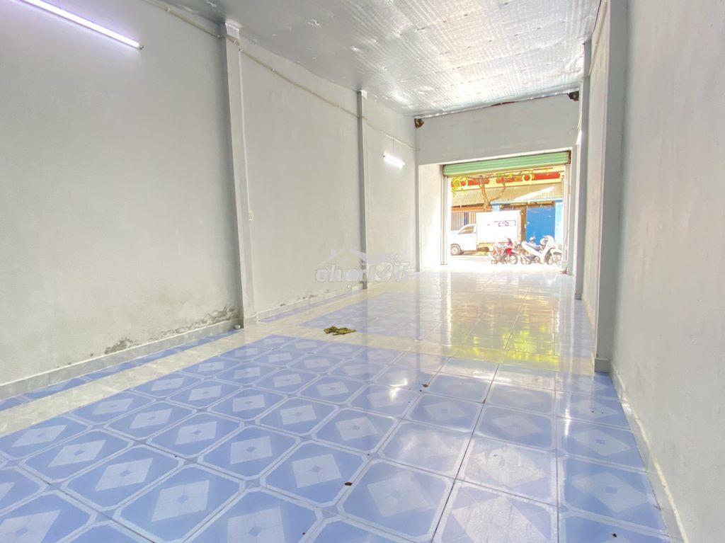 Nhà thuê 4x20m.1 lầu.mtnb ỷ lan.gía:12tr - 4