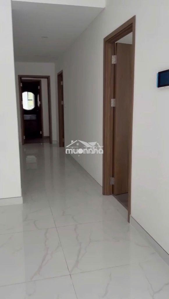 Bán nhanh căn góc skylinked villa celadon city 4pn 4wc 242m2 giá 22 tỷ - 4
