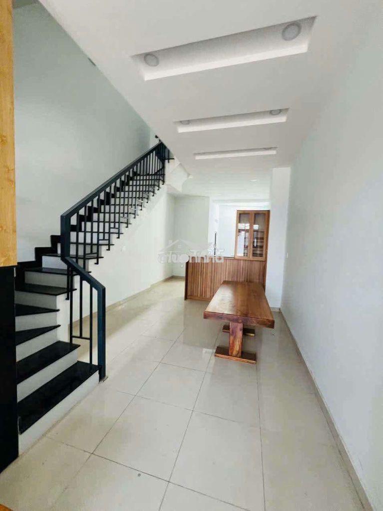 Cho thuê nhà gần chợ phú an có chỗ đậu xe hơi - 2