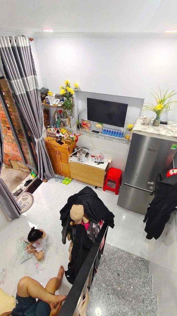 Cho thuê nhà trệt lầu hẻm đường 176 đỗ xuân hợp, phước long, quận 9 - 2