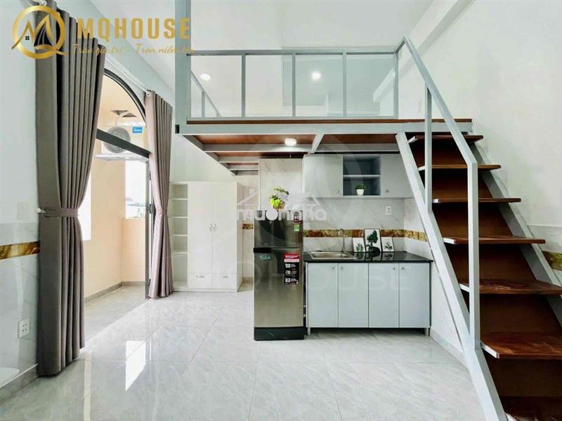 Phòng ban công có gác gần đh văn lang - đh công nghiệp gò vấp
