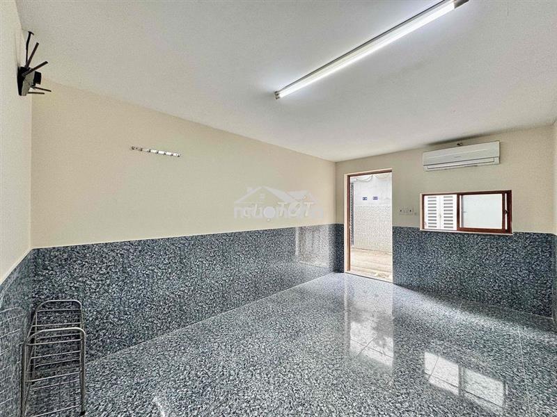 Cho thuê phòng 2tr7 có sẳn máy lạnh gần đh nguyễn tất thành - quận 12