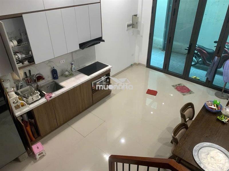 .Cho thuê vp phố  đội cấn,ba đình,hà nội,dt 50m2,giá 8tr/tháng